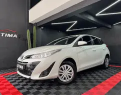 TOYOTA YARIS 1.3 16V FLEX XL LIVE MULTIDRIVE TOYOTA YARIS 1.3 16V FLEX XL LIVE MULTIDRIVE