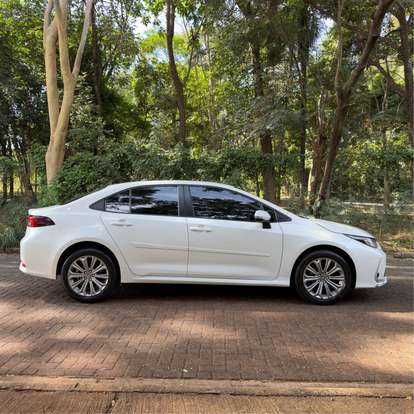 TOYOTA-COROLLA-2020