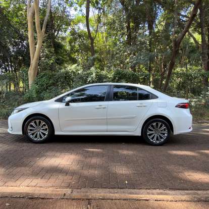 TOYOTA-COROLLA-2020