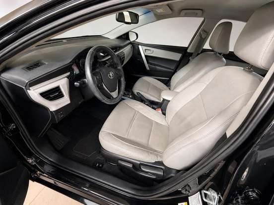 TOYOTA-COROLLA-2014