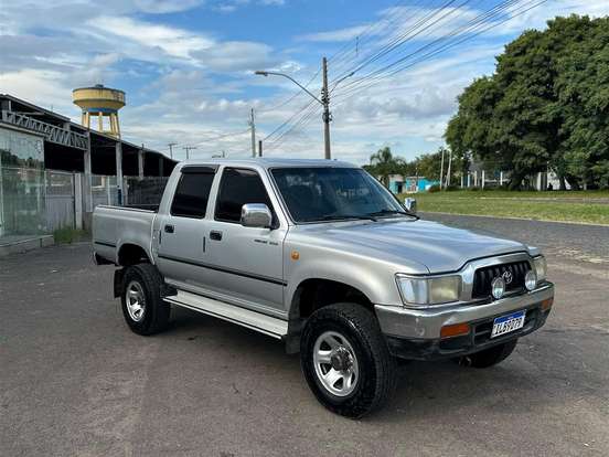 TOYOTA-HILUX-3.0 SRV 4X2 CD 8V DIESEL 4P MANUAL TOYOTA-HILUX-2002