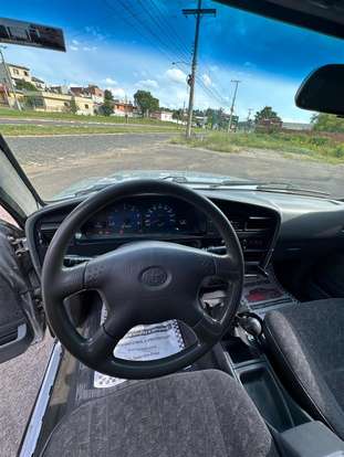 TOYOTA-HILUX-2002