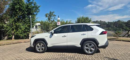 TOYOTA-RAV4-2019