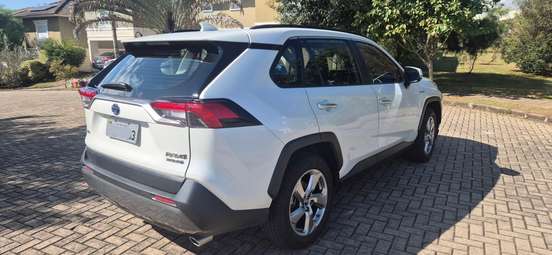 TOYOTA-RAV4-2019