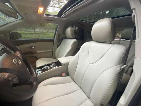 TOYOTA-VENZA-3.5 AWD V6 24V GASOLINA 4P AUTOMÁTICO TOYOTA-VENZA-2010