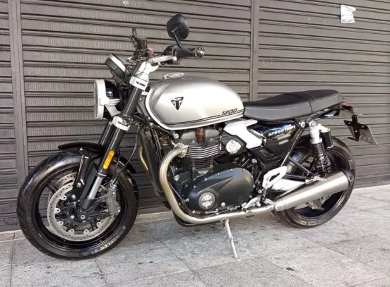 TRIUMPH-SPEED TWIN-2025
