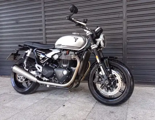 TRIUMPH-SPEED TWIN-2025