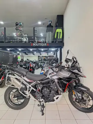 TRIUMPH TIGER 900 GT PRO TRIUMPH TIGER 900 GT PRO