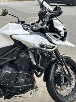 TRIUMPH-TIGER 1200 XCX-2017