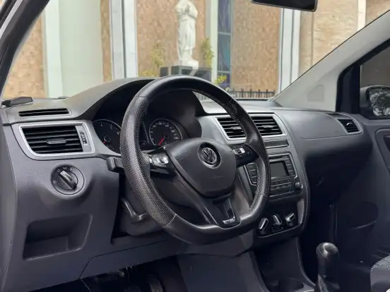 VOLKSWAGEN-FOX-1.6 MSI COMFORTLINE 8V FLEX 4P MANUAL VOLKSWAGEN-FOX-2017