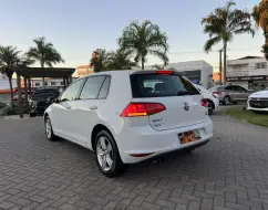 VOLKSWAGEN GOLF 1.4 TSI COMFORTLINE 16V GASOLINA 4P AUTOMÁTICO VOLKSWAGEN GOLF 1.4 TSI COMFORTLINE 16V GASOLINA 4P AUTOMÁTICO