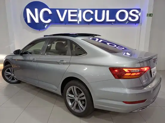 VOLKSWAGEN-JETTA-1.4 250 TSI TOTAL FLEX R-LINE TIPTRONIC VOLKSWAGEN-JETTA-2019
