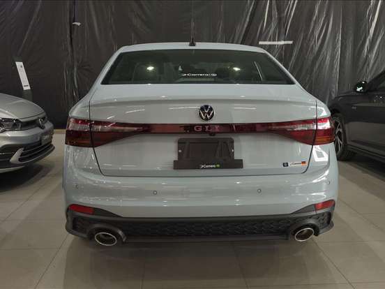 VOLKSWAGEN-JETTA-2.0 350 TSI GASOLINA GLI DSG VOLKSWAGEN-JETTA-2026