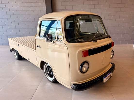 VOLKSWAGEN-KOMBI-1.6 MI PICK-UP CS 8V GASOLINA 2P MANUAL VOLKSWAGEN-KOMBI-1996