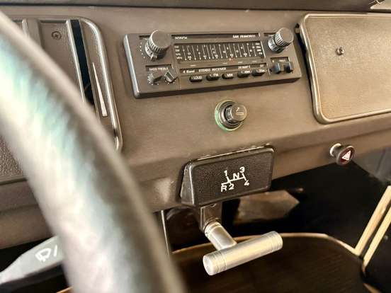 VOLKSWAGEN-KOMBI-1996