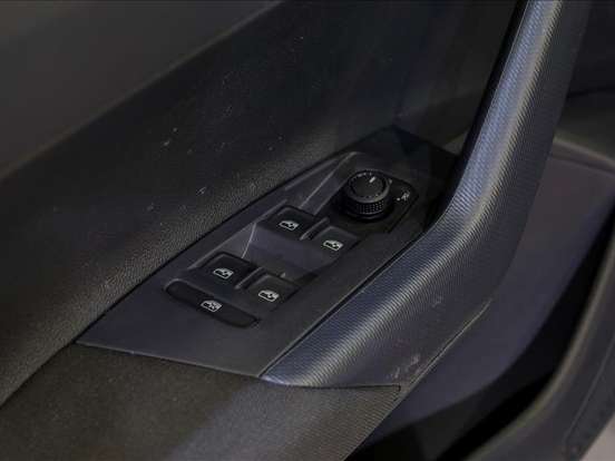 VOLKSWAGEN-NIVUS-1.0 200 TSI TOTAL FLEX SENSE AUTOMÁTICO VOLKSWAGEN-NIVUS-2026