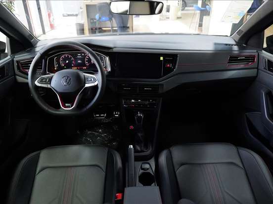 VOLKSWAGEN-NIVUS-1.4 250 TSI TOTAL FLEX GTS AUTOMÁTICO VOLKSWAGEN-NIVUS-2025