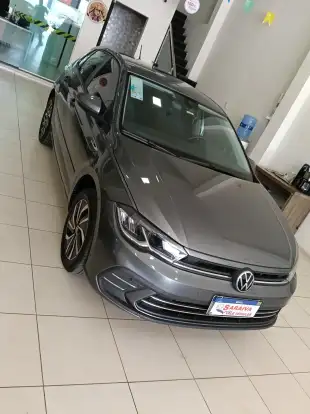 VOLKSWAGEN-POLO-2025