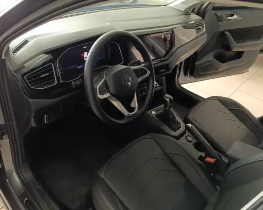 VOLKSWAGEN-POLO-2025