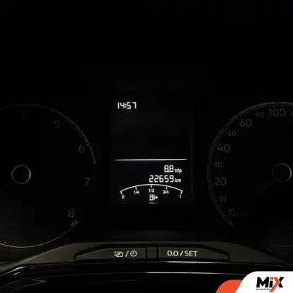 VOLKSWAGEN-POLO-2023