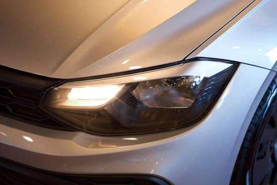 VOLKSWAGEN-POLO-2025