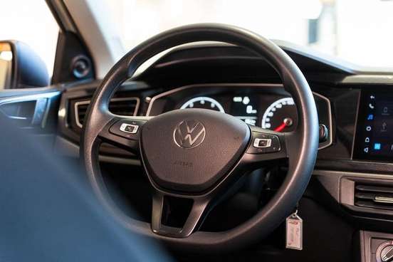 VOLKSWAGEN-POLO-2025