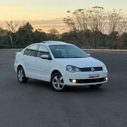 VOLKSWAGEN POLO SEDAN 1.6 MI COMFORTLINE 8V FLEX 4P MANUAL VOLKSWAGEN POLO SEDAN 1.6 MI COMFORTLINE 8V FLEX 4P MANUAL