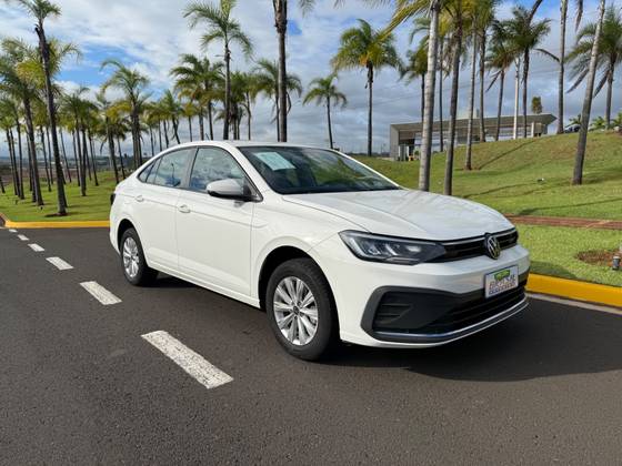 VOLKSWAGEN VIRTUS 1.0 170 TSI AUTOMÁTICO