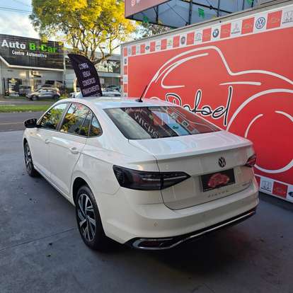 VOLKSWAGEN-VIRTUS-2024