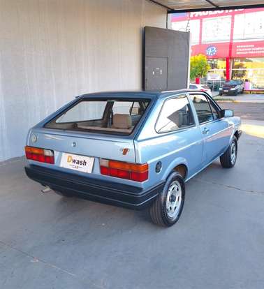 VOLKSWAGEN-GOL-1994