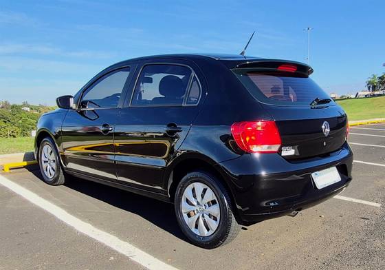 VOLKSWAGEN GOL 1.0 MI 8V FLEX 4P MANUAL G.VI