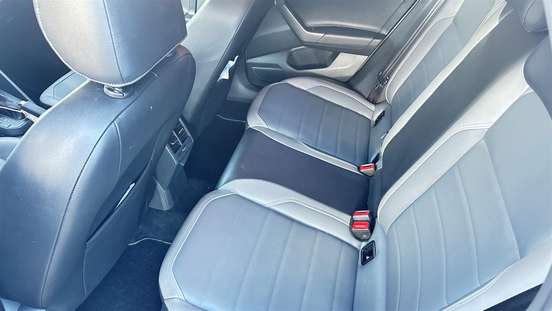 VOLKSWAGEN-NIVUS-1.0 200 TSI TOTAL FLEX HIGHLINE AUTOMÁTICO VOLKSWAGEN-NIVUS-2021