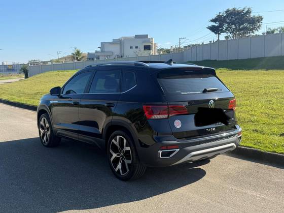 VOLKSWAGEN TAOS 1.4 250 TSI TOTAL FLEX HIGHLINE AUTOMÁTICO