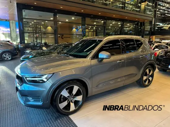 VOLVO XC40 2.0 T5 GASOLINA MOMENTUM AWD GEARTRONIC VOLVO XC40 2.0 T5 GASOLINA MOMENTUM AWD GEARTRONIC