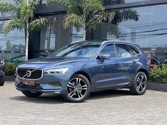VOLVO-XC60-2.0 T5 GASOLINA MOMENTUM AWD GEARTRONIC VOLVO-XC60-2018