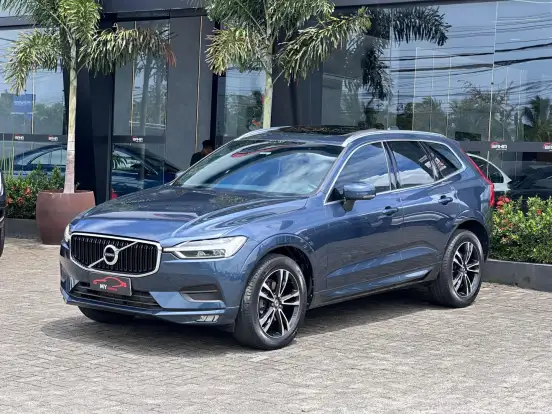 VOLVO-XC60-2.0 T5 GASOLINA MOMENTUM AWD GEARTRONIC VOLVO-XC60-2018