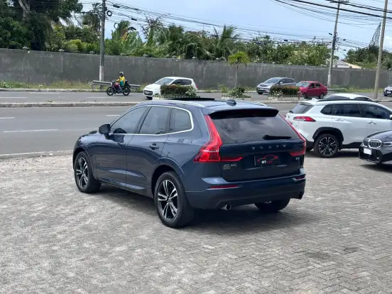 VOLVO-XC60-2.0 T5 GASOLINA MOMENTUM AWD GEARTRONIC VOLVO-XC60-2018