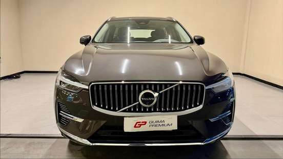 VOLVO-XC60-2023