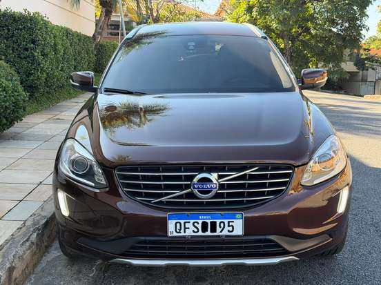 VOLVO-XC60-2016