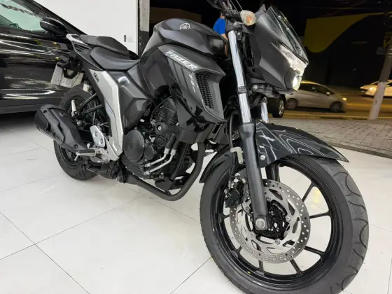 YAMAHA FZ25 FAZER ABS 