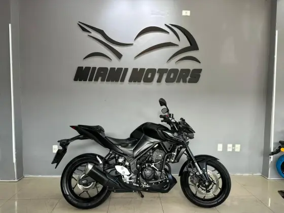 YAMAHA MT-03 ABS YAMAHA MT-03 ABS