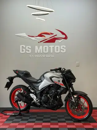 YAMAHA MT-03 ABS YAMAHA MT-03 ABS