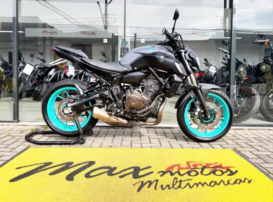 YAMAHA MT-07 ABS YAMAHA MT-07 ABS