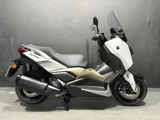 YAMAHA XMAX 250 CONNECTED ABS YAMAHA XMAX 250 CONNECTED ABS