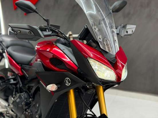 YAMAHA-MT-09 YAMAHA-MT-09-2016