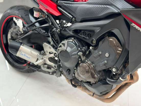 YAMAHA-MT-09 YAMAHA-MT-09-2016