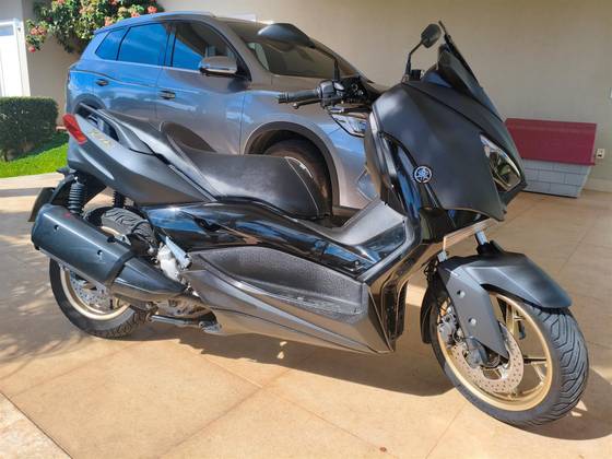 YAMAHA XMAX ABS 