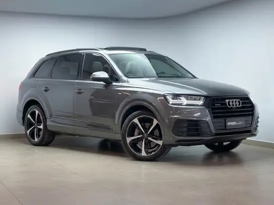 AUDI-Q7-2018