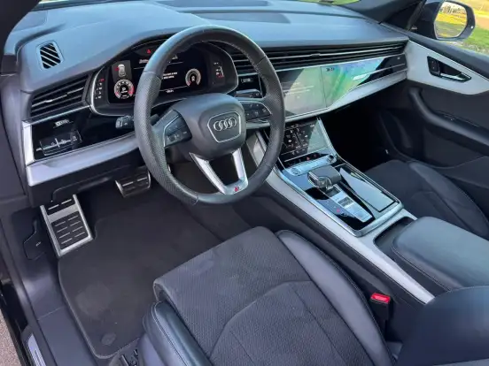 AUDI-Q8-3.0 TFSI GASOLINA PERFORMANCE BLACK QUATTRO TIPTRONIC AUDI-Q8-2021