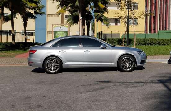 AUDI-A4-2016